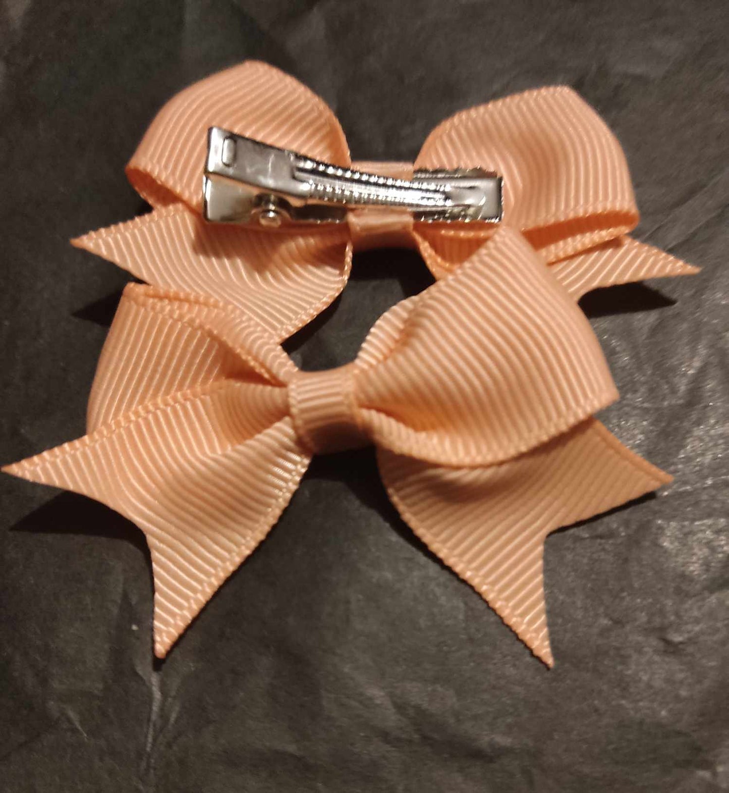 Pinces à cheveux papillon de couleurs assorties, accessoires de mode coréens doux pour un usage quotidien