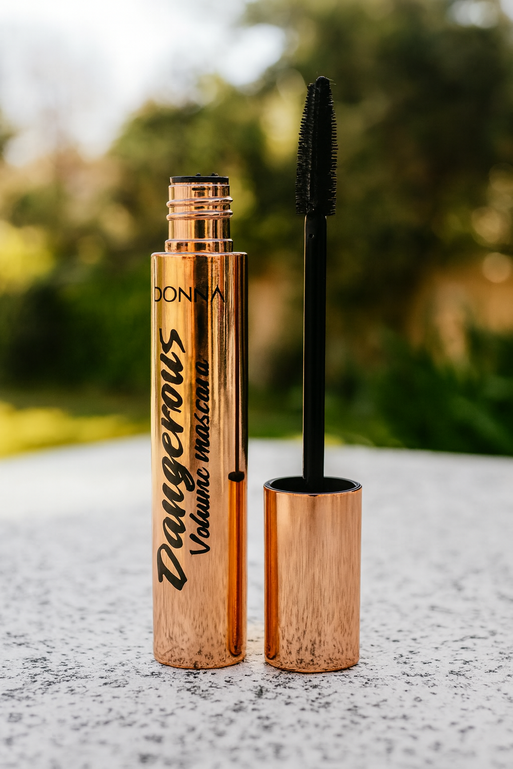 MASCARA DANGEROUS