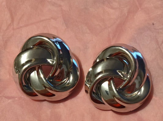 Boucle d'oreille Delphine